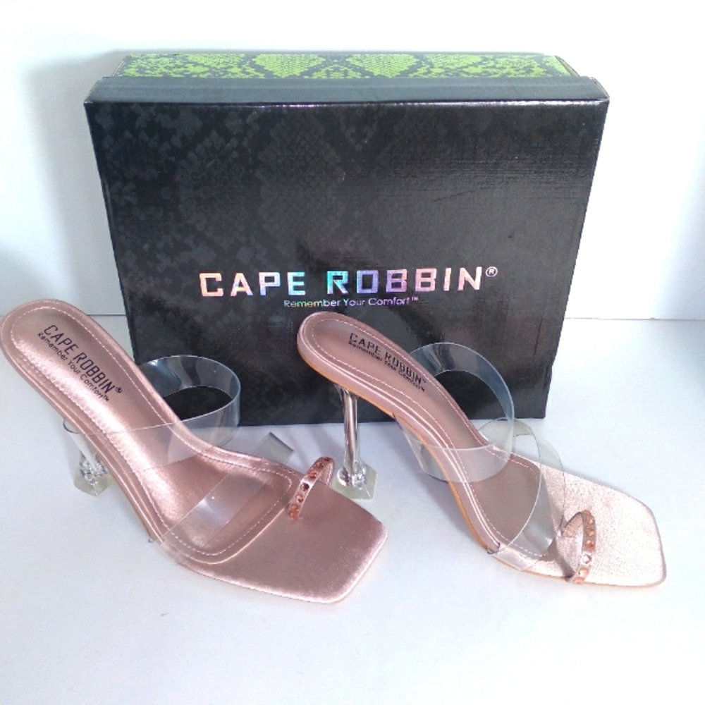 CAPE ROBBIN Champagne Bling Ring Toe Clear Heels- Size 8